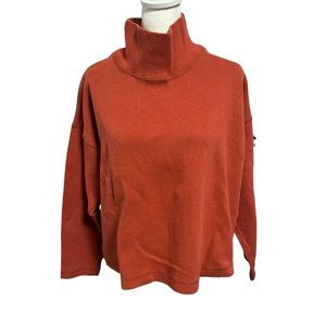 Ribbed cotton mock neck l/s cotton sweater in coral. Size M. GUC